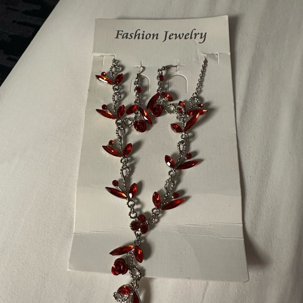 Nature-Inspired Red and Silver Necklace
